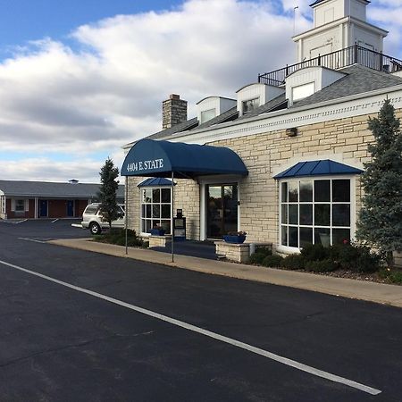 Alpine Inn & Suites Rockford Extérieur photo