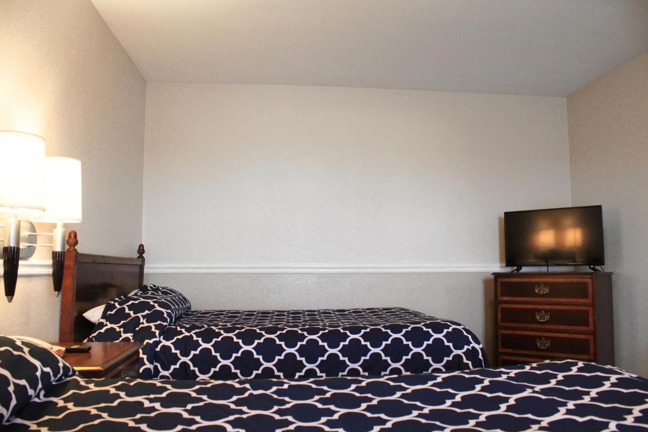 Alpine Inn & Suites Rockford Extérieur photo