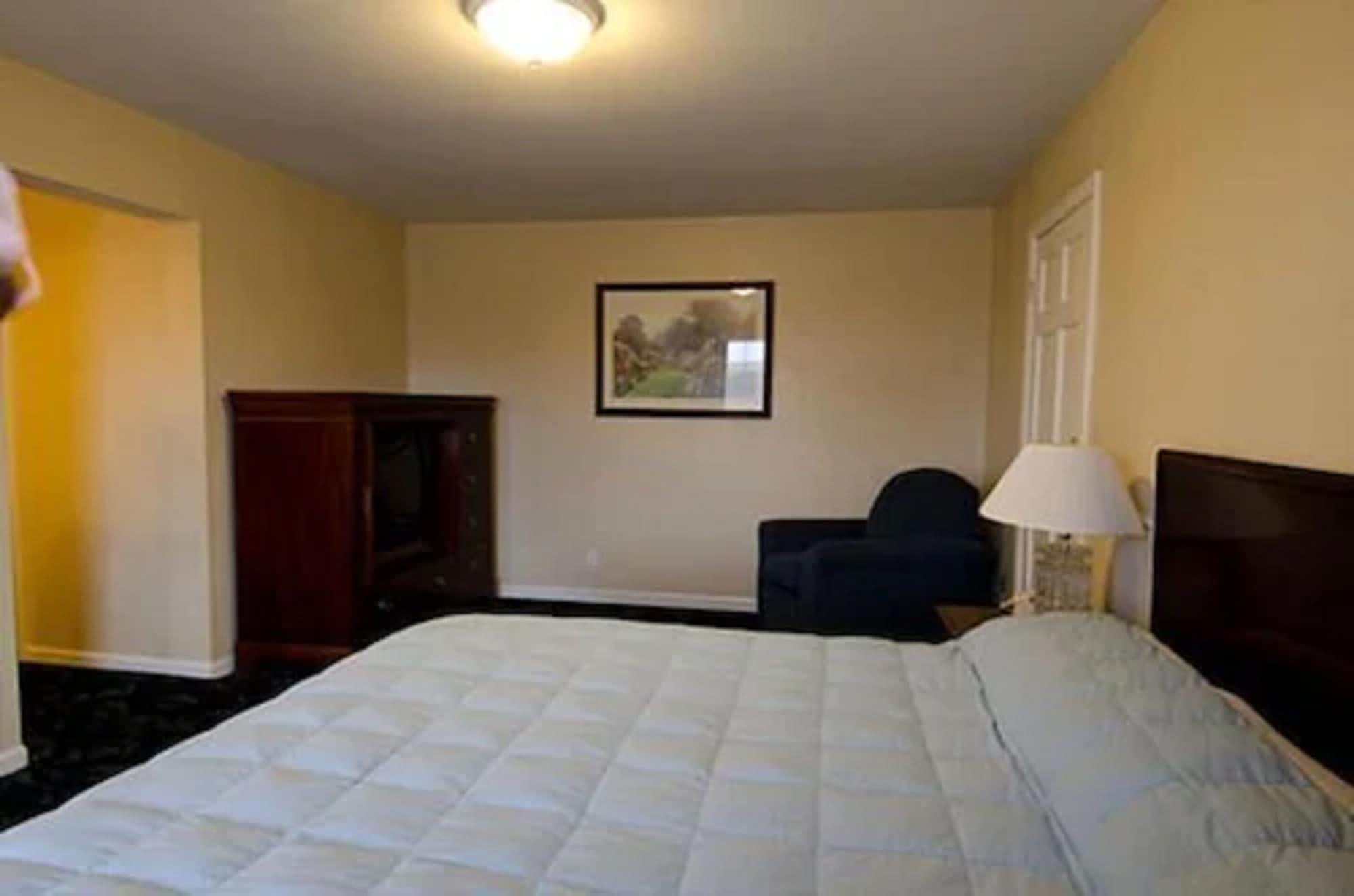 Alpine Inn & Suites Rockford Extérieur photo