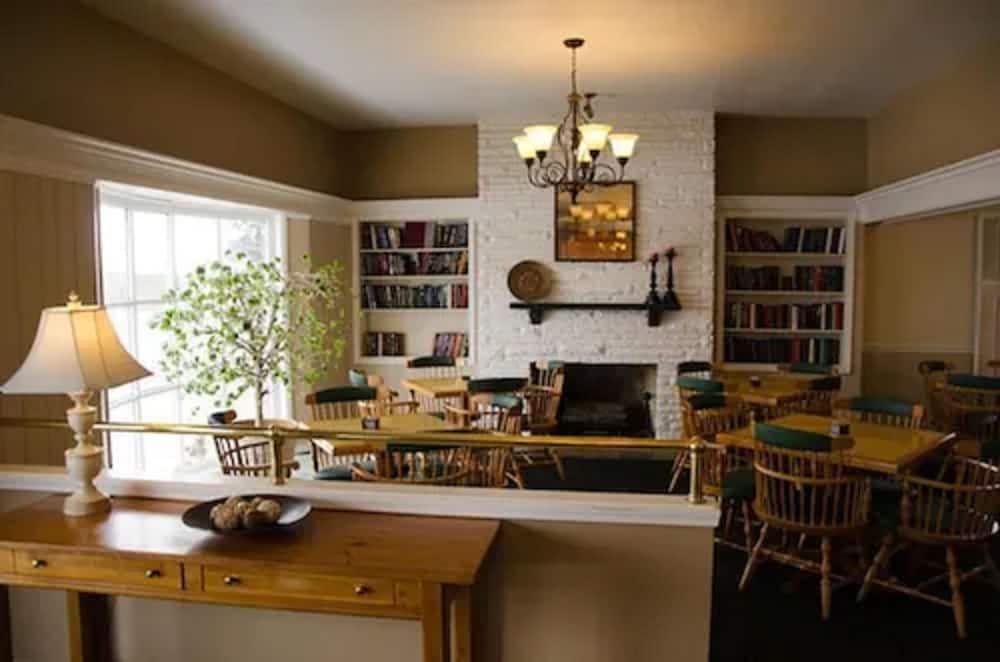Alpine Inn & Suites Rockford Extérieur photo
