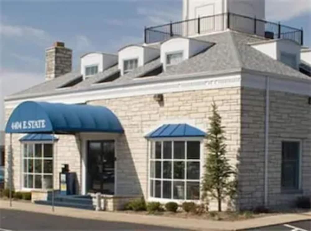Alpine Inn & Suites Rockford Extérieur photo