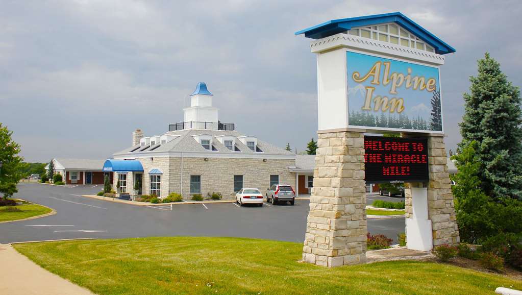 Alpine Inn & Suites Rockford Extérieur photo