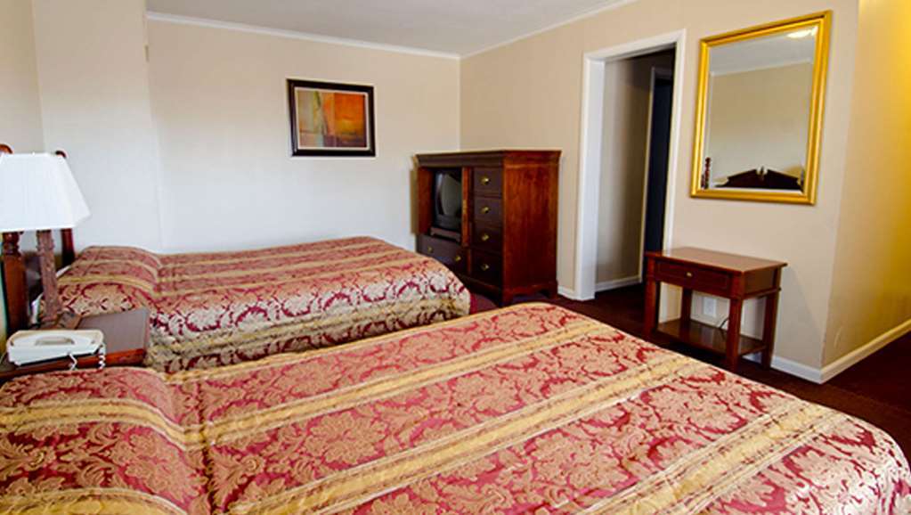 Alpine Inn & Suites Rockford Chambre photo